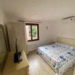 Appartement Apartment In Villa Baja Sardinia