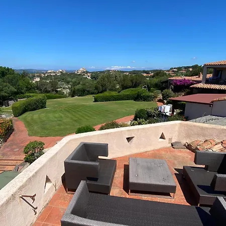 Appartement Apartment In Villa Baja Sardinia