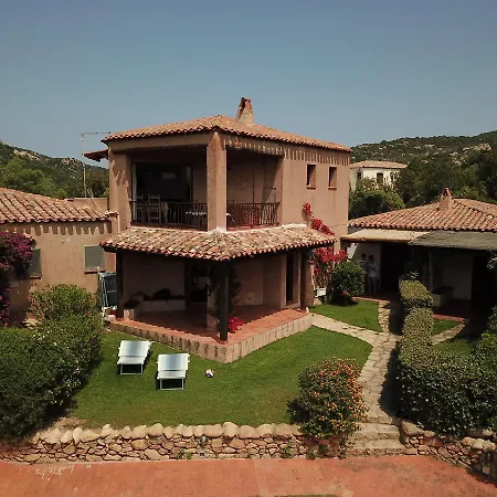 Appartamento Baja Sardinia Apartment *